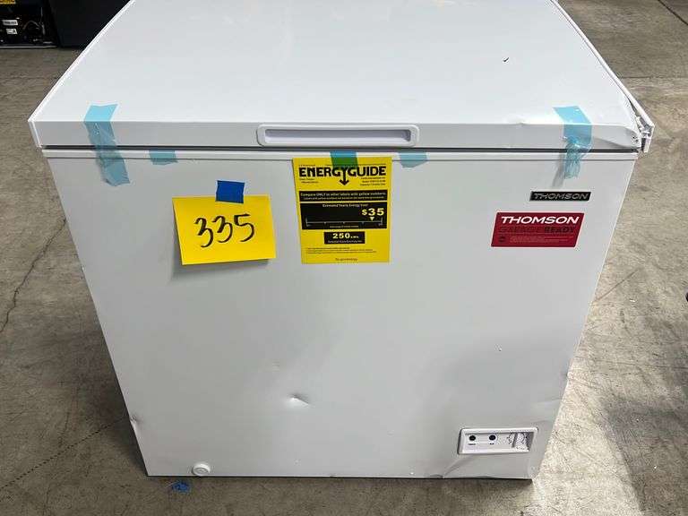 THOMSON 7.0CU FT WHITE CHEST FREEZER Earl's Auction Company
