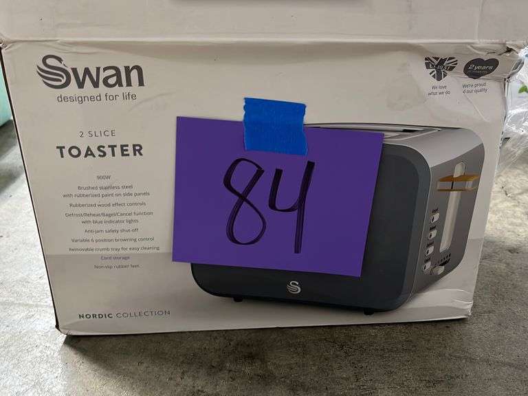 SWAN TOASTER IN BOX Earl's Auction Company