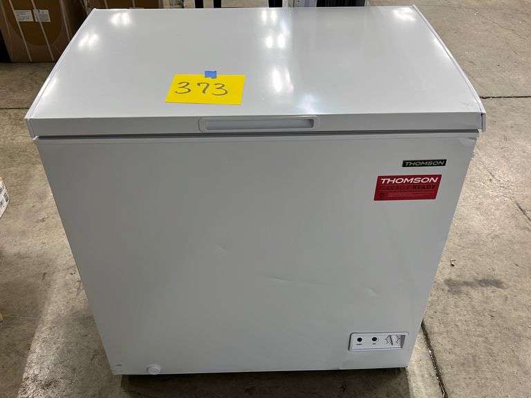 THOMSON 7.0CU FT WHITE CHEST FREEZER Earl's Auction Company