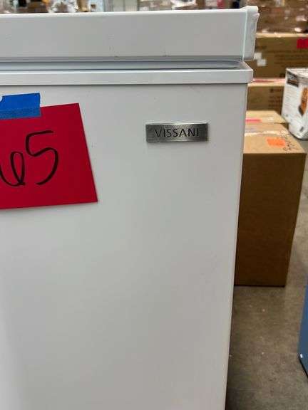 VISSANI 7 CU. FT. WHITE CHEST FREEZER - Earl's Auction Company