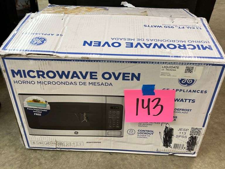 GE 1.1 CU. FT., 950W MICROWAVE OVEN IN BOX Earl's Auction Company