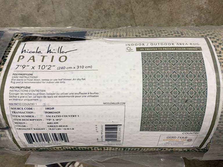 8FT X 10FT INDOOR/OUTDOOR AREA RUG Earl's Auction Company