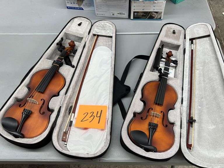 (2) MENDINI BY CECILIO VIOLINS Earl's Auction Company