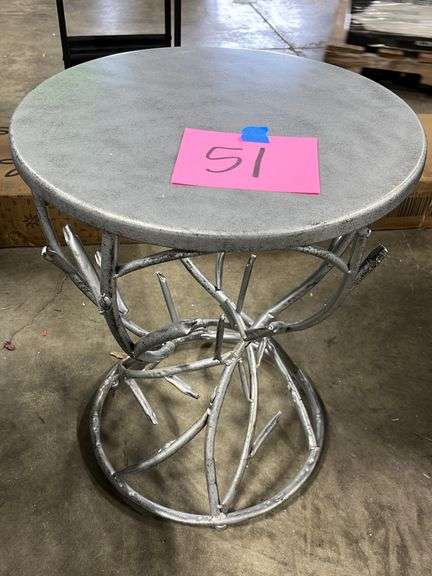 METAL ACCENT TABLE W/ TWIG STYLE BASE - Earl's Auction Company