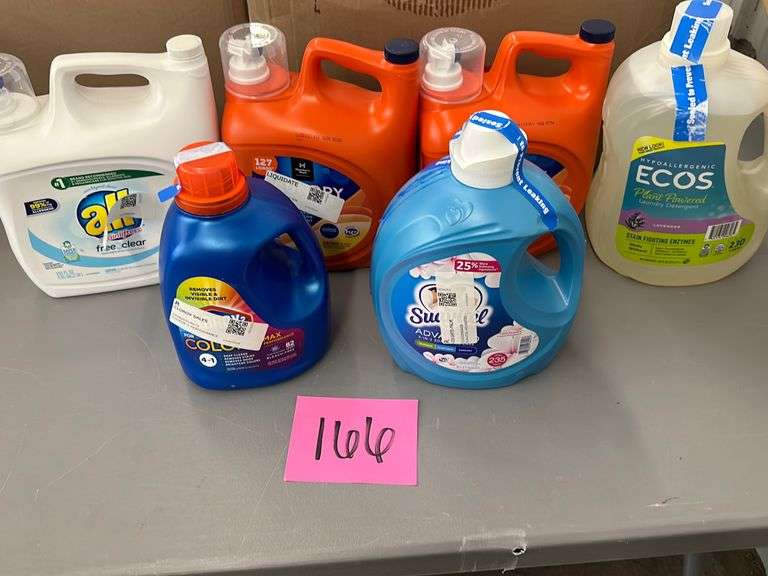 6PC LOT OF LAUNDRY CLEANER SEE PHOTOS Earl's Auction Company