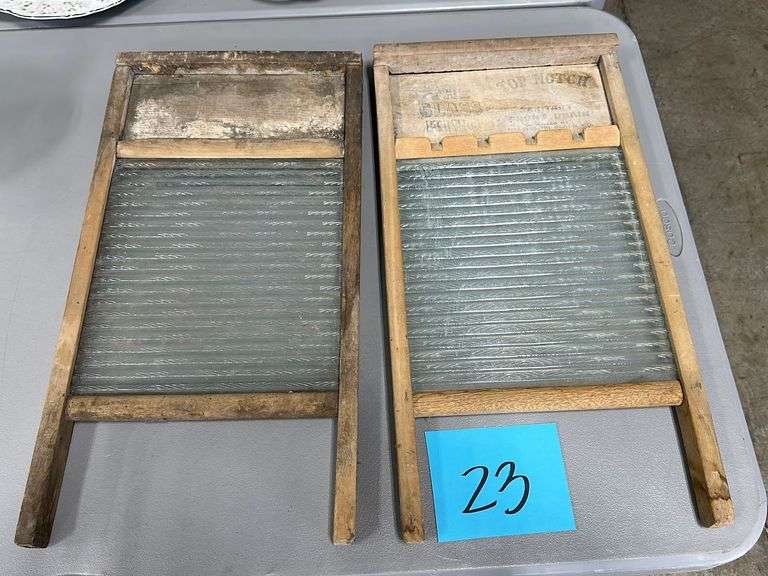 (2) VINTAGE THE GLASS KING LINGERIE WASHBOARDS Earl's Auction Company