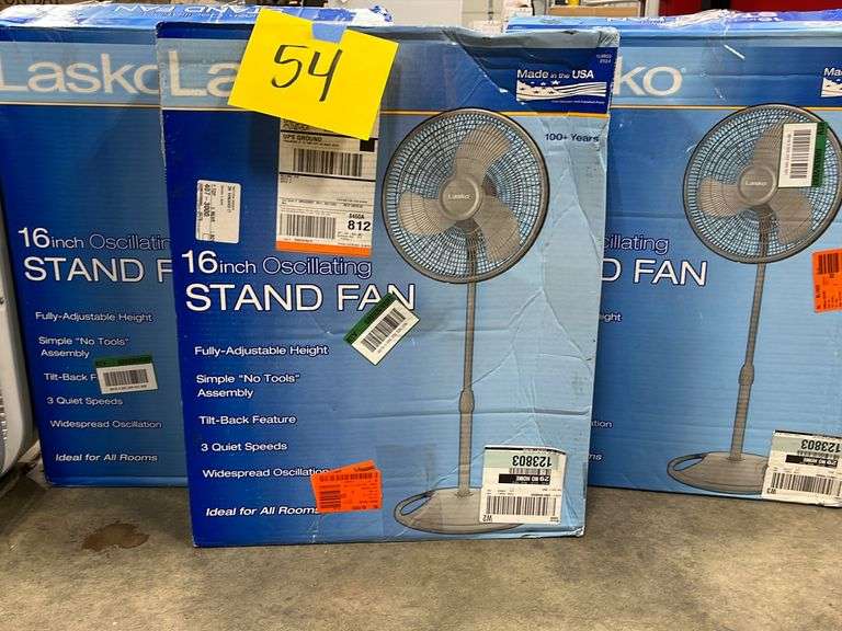 (3) LASKO FANS IN BOXES Earl's Auction Company