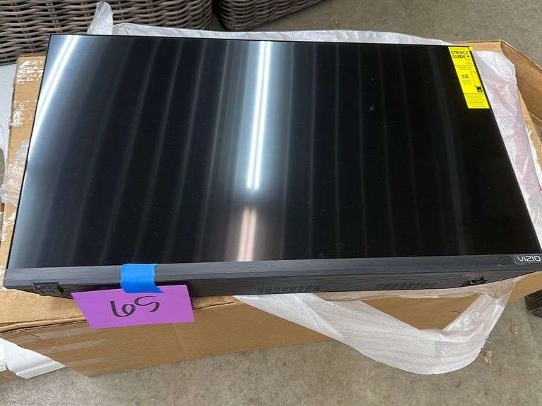 VIZIO 32" TV (NO LEGS) Earl's Auction Company