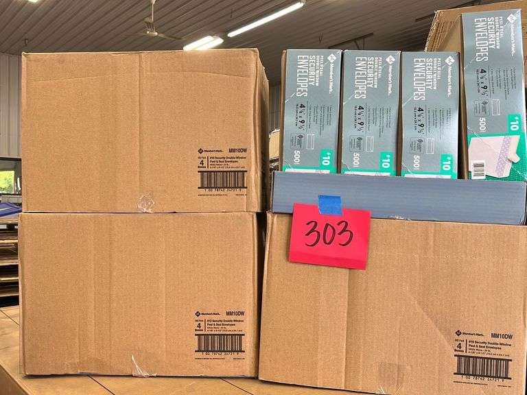 (32) BOXES OF ENVELOPES (500 PER BOX) - Earl's Auction Company