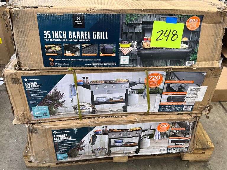 (3) GRILLS IN BOXES 2 GRIDDLE, 1 BARREL Earl's Auction Company