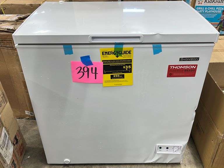 THOMSON 7.0CU FT WHITE CHEST FREEZER Earl's Auction Company