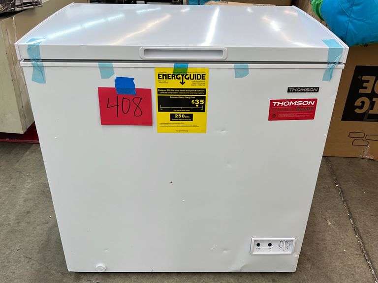 THOMSON 7.0CU FT WHITE CHEST FREEZER Earl's Auction Company