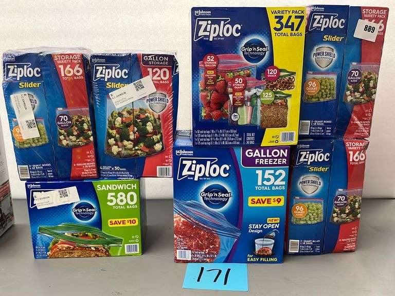 (7) BOXES OF ZIPLOC BAGS ASSORTED SIZES Earl's Auction Company