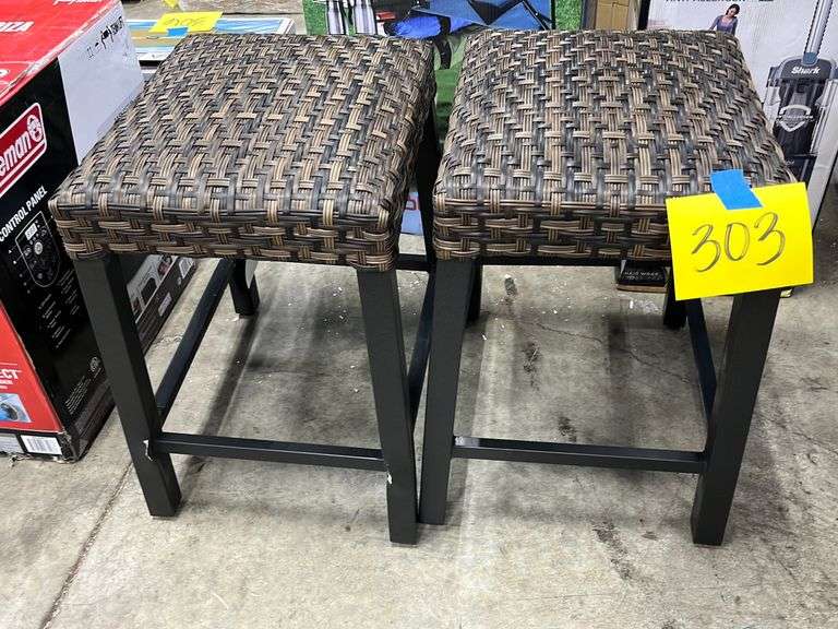 (2) ALL WEATHER WICKER BAR STOOLS Earl's Auction Company