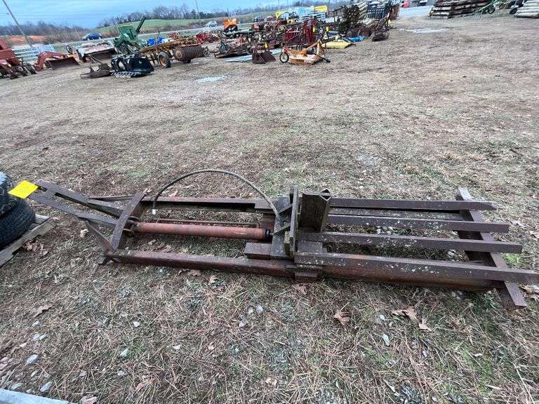 3 PT WOOD SPLITTER EK Auctioneers LLC