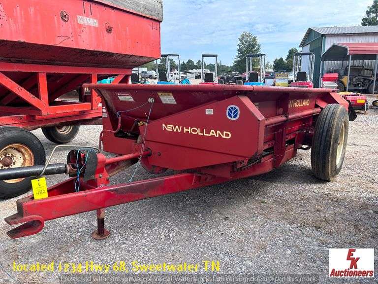 NEW HOLLAND 145 PTO DRIVEN MANURE SPREADER EK Auctioneers LLC