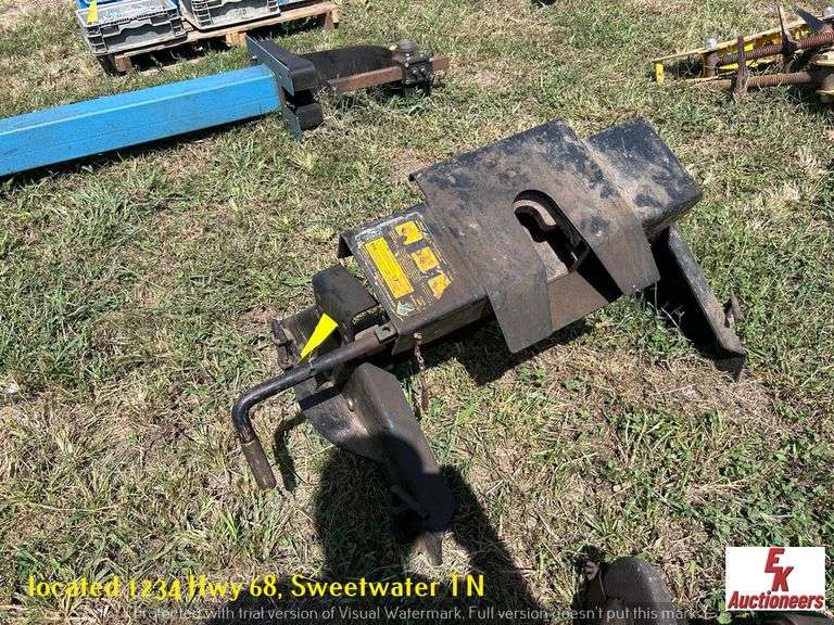 HIJACKER DOUBLE PIVOT SL16 5TH WHEEL HITCH EK Auctioneers LLC