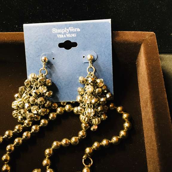 Nice Costume Jewelry Estate Rescue Queens