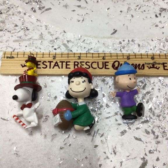 11 Piece Peanuts /Snoopy Lot Estate Rescue Queens