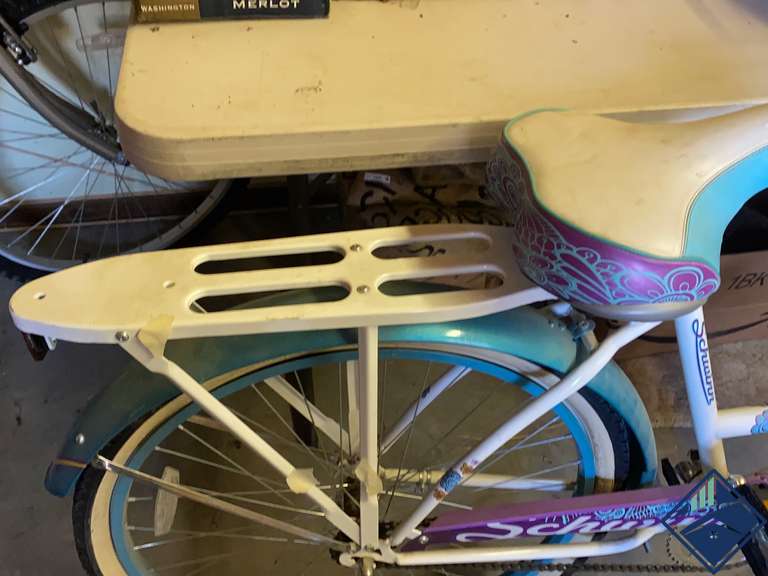 schwinn del mar bike