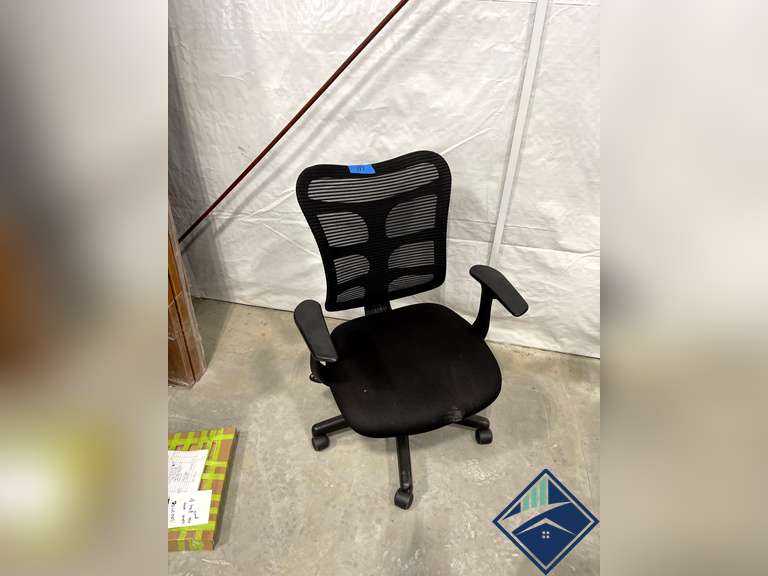 Table And Rolling Chair Estate Details