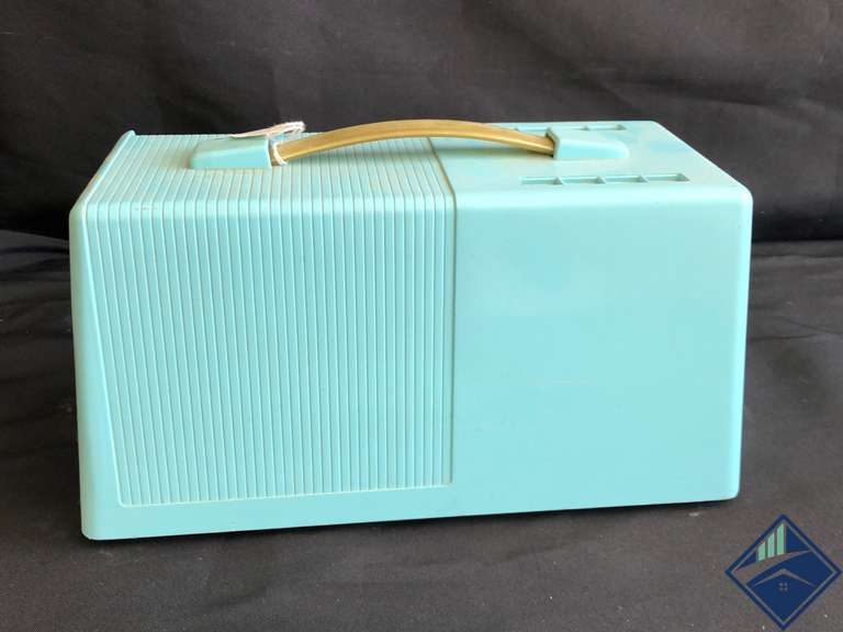 Vintage Lady Sunbeam Hair and Nail Dryer (195060's) Estate Details