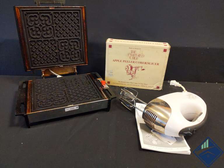 Oster Hand Mixer With Retraceable Cord, Pampered Chef Apple Peeler