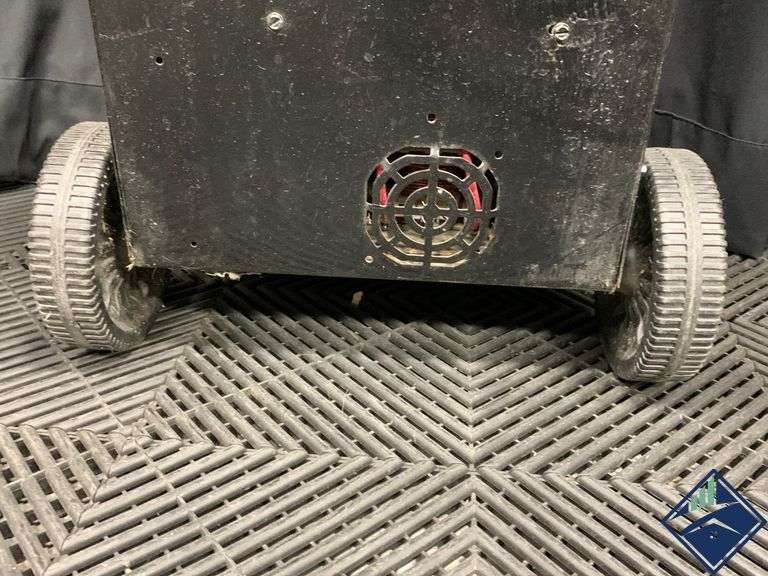 Schumacher Electric Quick Start 150AMP Battery Charger Estate Details