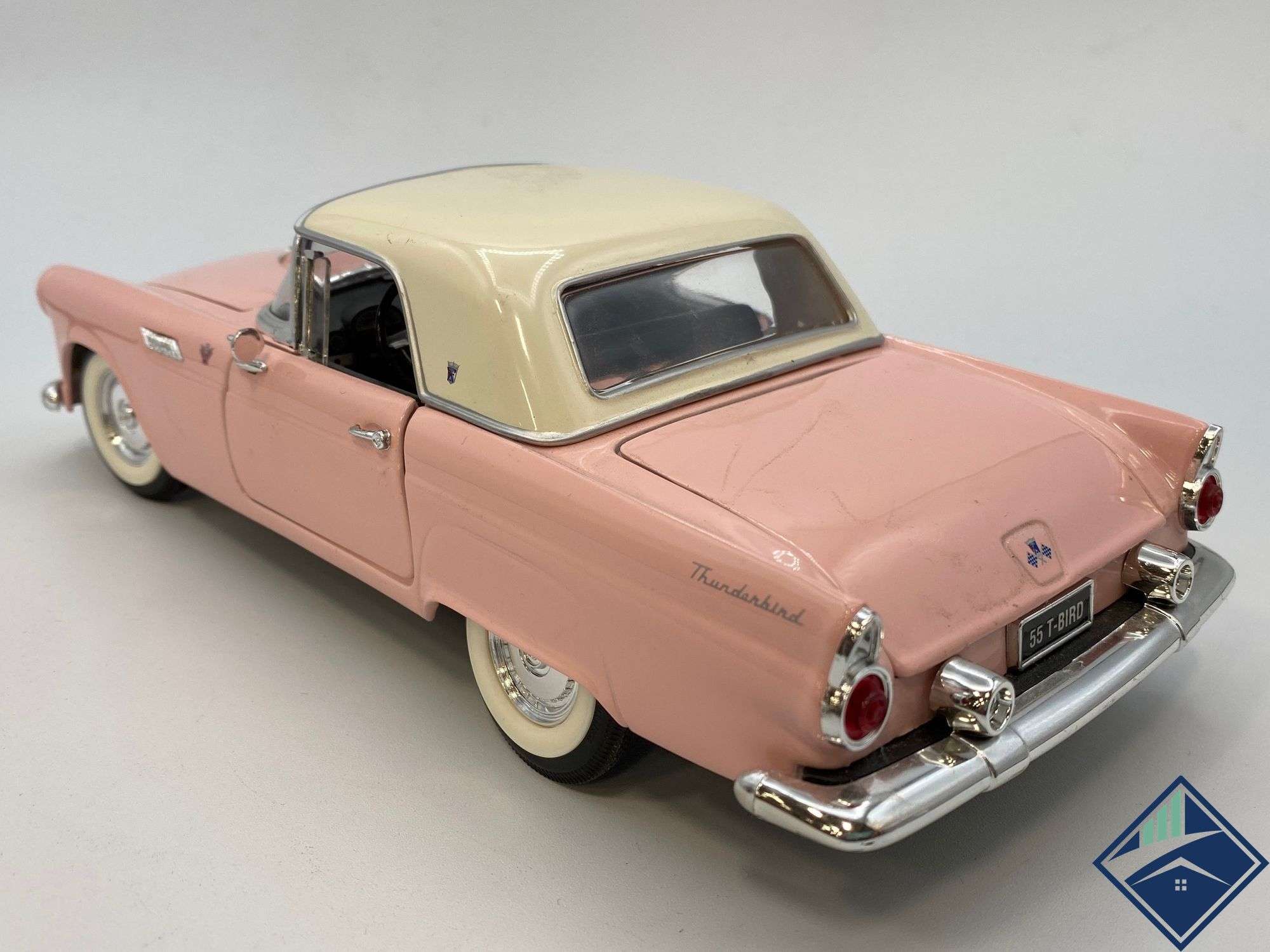 Road Signature 1955 Ford Thunderbird Hard Top Light Pink 1