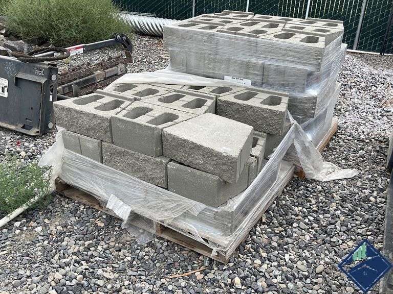 Mid August Consignment & Sports Memorabilia Estate Details