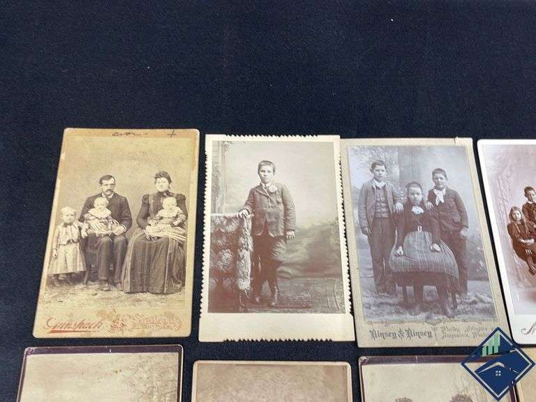 Vintage Cards Estate Details