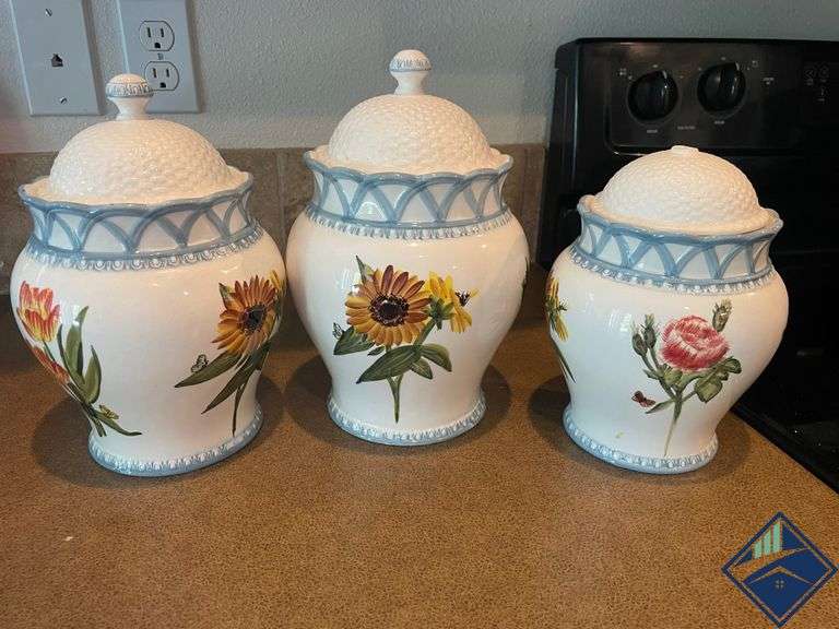 (3) Decorative Glass Jars in Various Sizes Estate Details