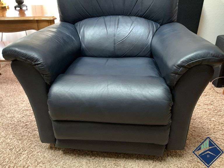 Blue LaZ Boy Recliner Estate Details