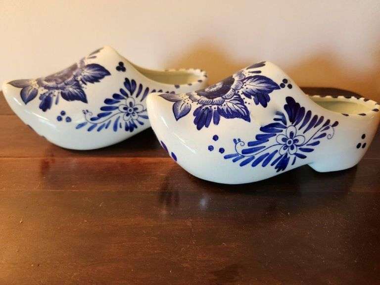 Delfts Bleaw Holland Shoes Estate Sales RVA