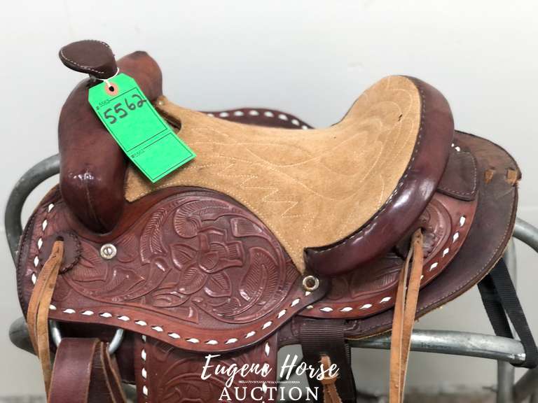 12" saddle Eugene Horse Auction