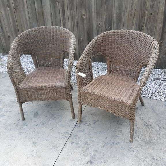 Wicker outdoor chairs Auction Services LTD