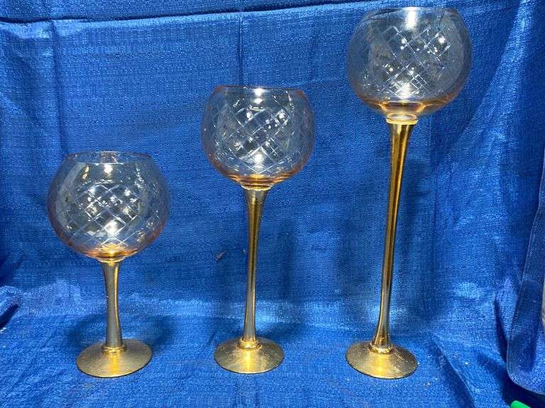 Hurricane globes Auction Services LTD