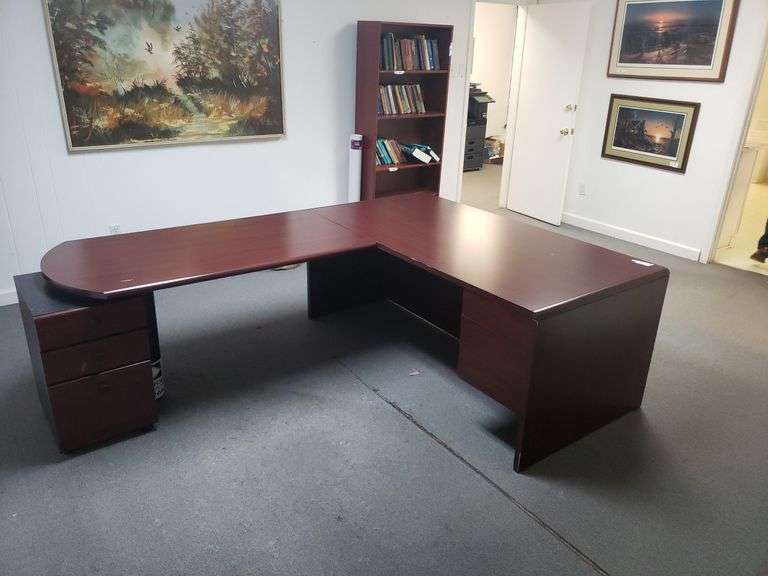 L Shape Executive Desk Auction Services LTD