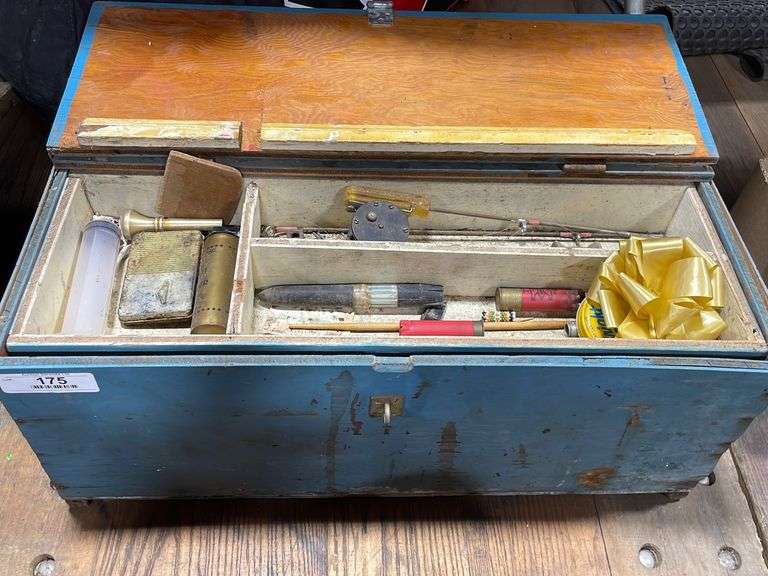 Ice fishing tackle Auction Services LTD