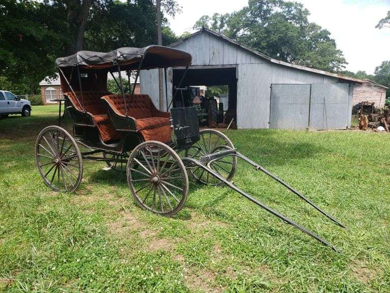 Horse buggy Auction Services LTD