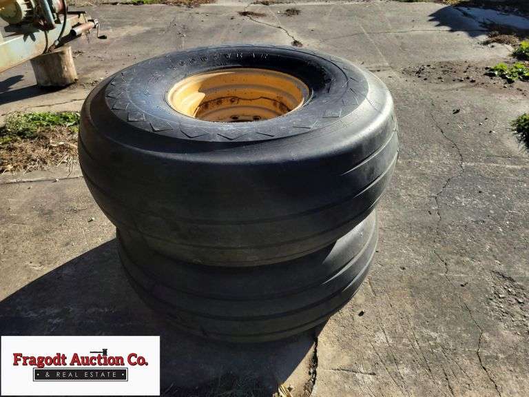 BetterBilt Manure Tank, 540 PTO, 1,500 Gallon, 16.5L161 Goodyear