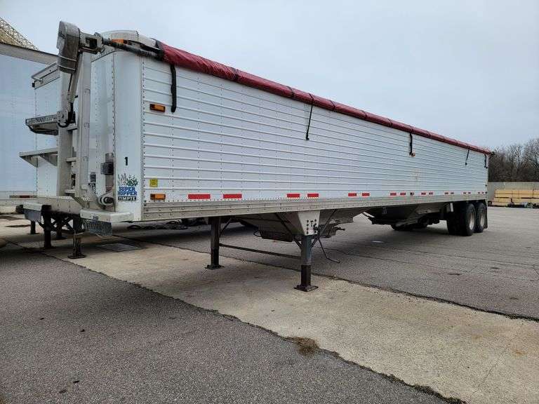 *Description Change* 2009 Timpte 42' Hopper Bottom Trailer. Electric