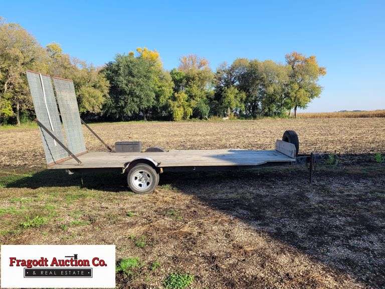 Bruder 1/16 Scale Single Axle Trailer With Ramps & Tool Box - Toy Trailer For Kids