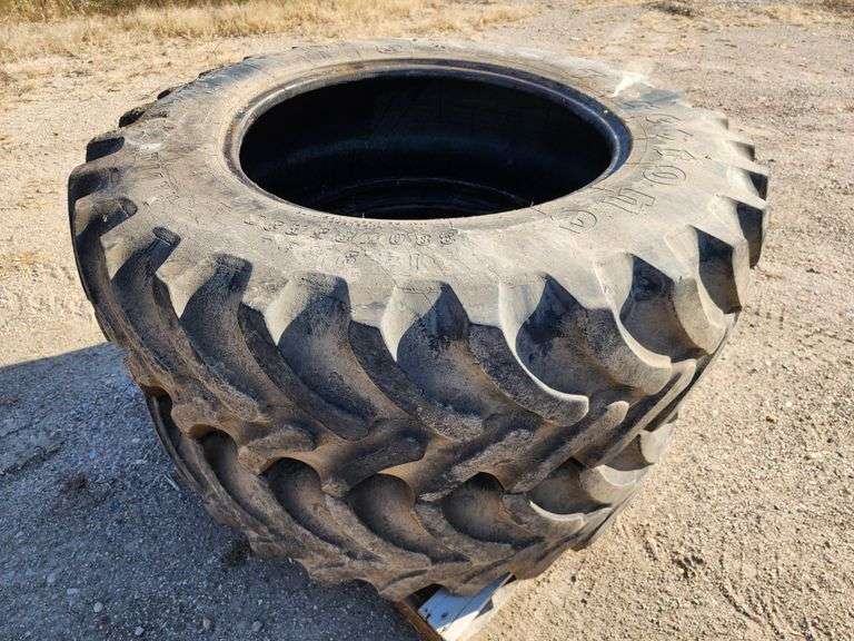 (2) 14.9R30 or 380/85R30 Firestone Radial All Traction Tires Fragodt