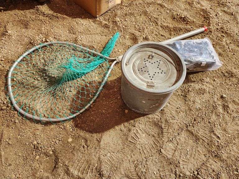 Fishing Net, Cabela’s Full Body Harness and Minnow Bucket Fragodt