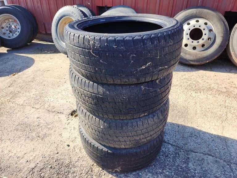 (4) P285/45R22 Used Tires. Hub Piloted Fragodt Auction and Real
