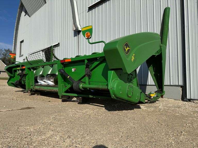 2005 John Deere 893 Corn Head, 8 Row 30", Single Point Hookup, Good