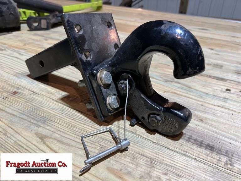 Pintle Hitch Fragodt Auction and Real Estate LLC