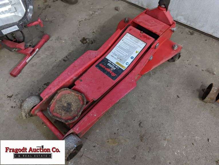SnapOn 2 Ton Floor Jack Fragodt Auction and Real Estate LLC