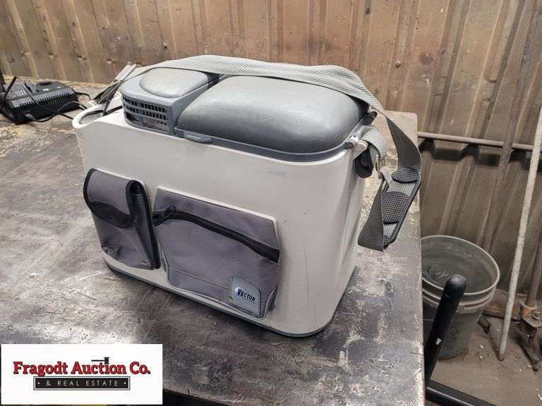 Vector Travel Cooler/Warmer, Plugs into Cigarette Lighter Fragodt